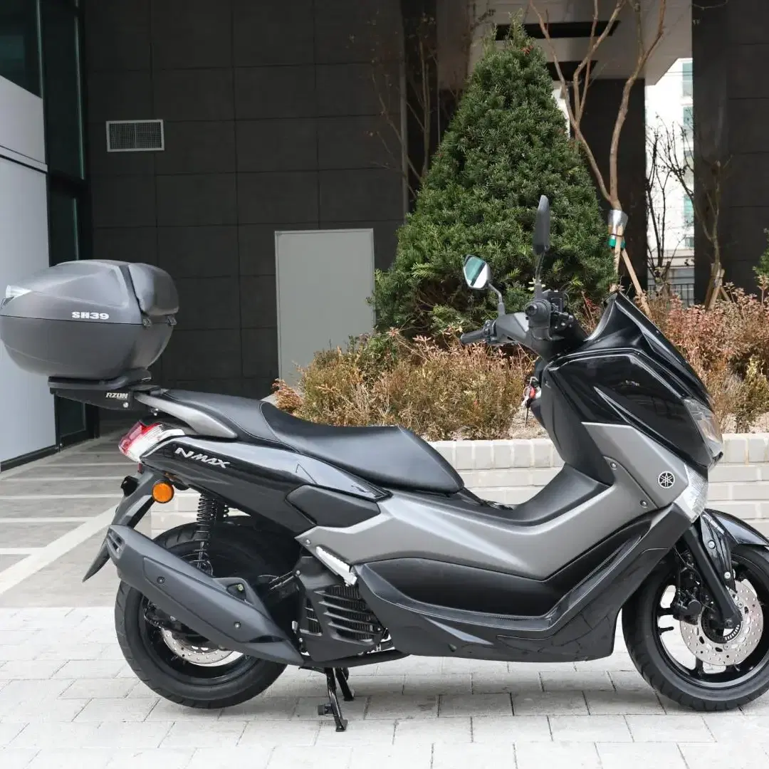 야마하 NMAX125 ABS / 17년식 4,198KM 스쿠터 오토바이