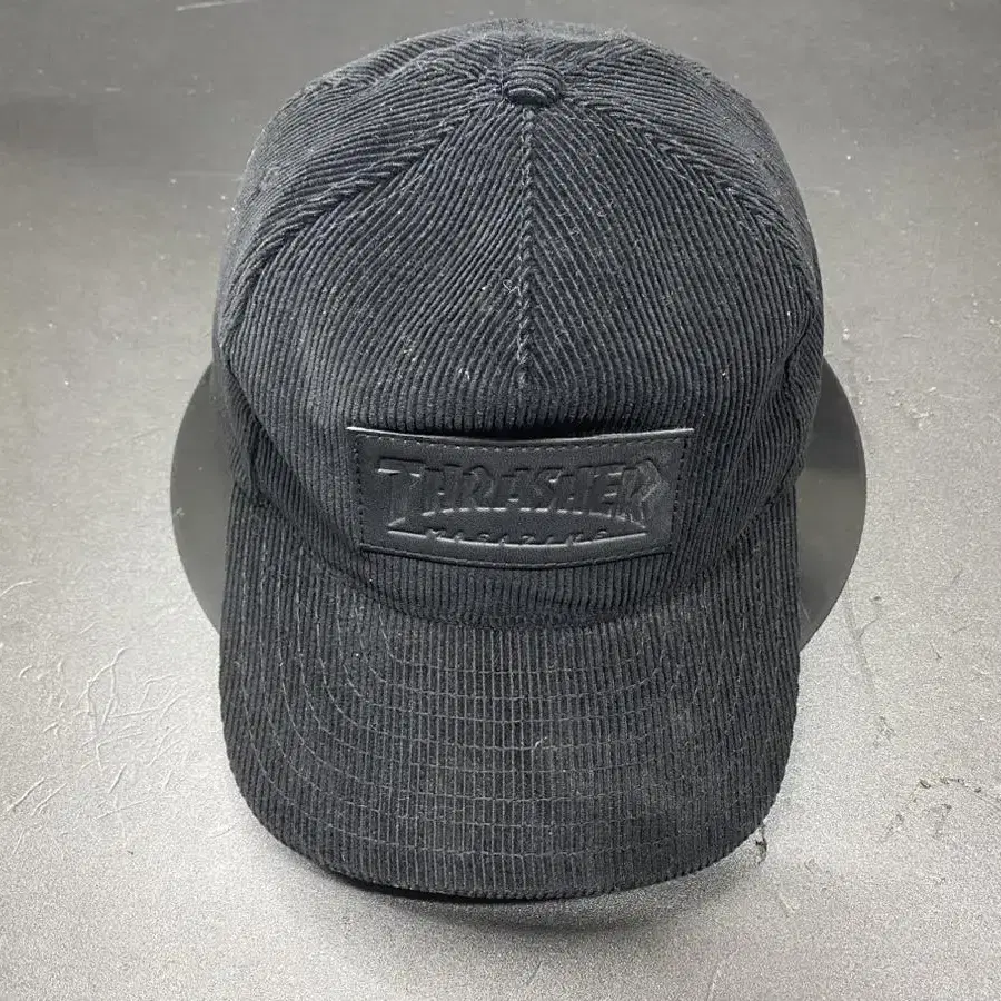 Thrasher corduroy vintage cap(볼캡)