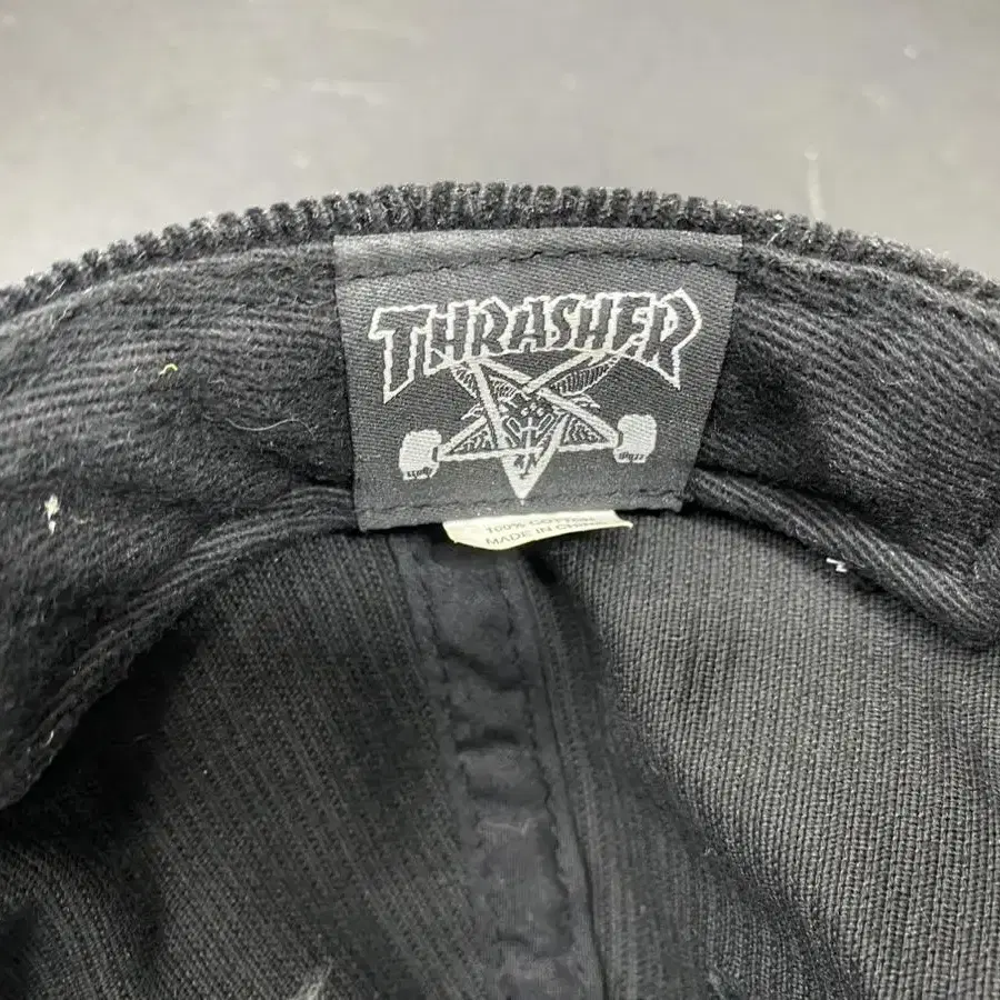 Thrasher corduroy vintage cap(볼캡)