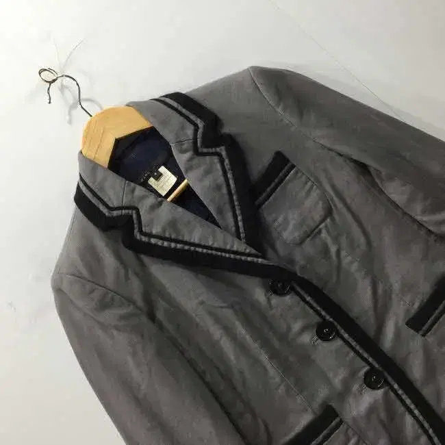 Z3052 Marc Jacobs Blackline 3-button chauffeur jacket (No.4) contamination