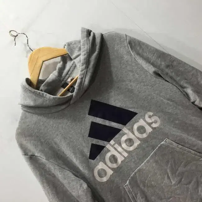 Z3127 아디다스 ESS 퍼포먼스 후드티셔츠 (여110) ADIDAS