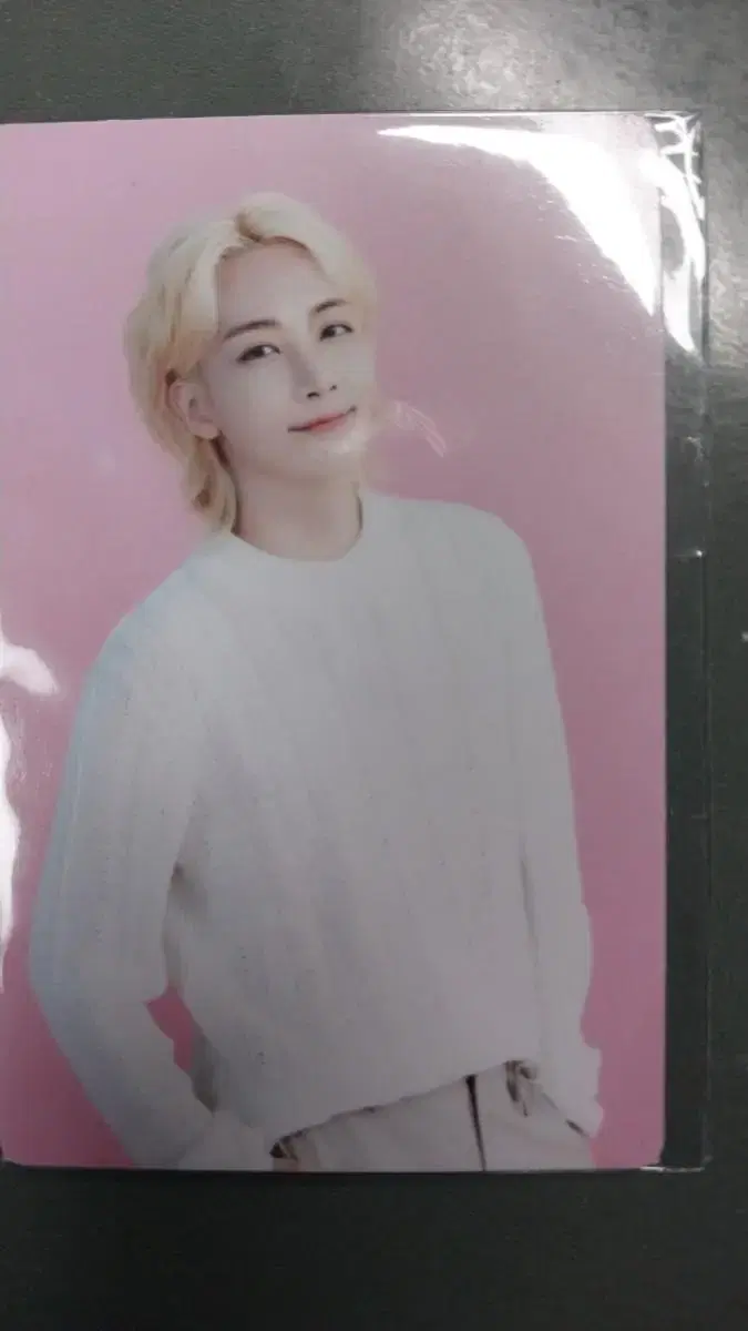 Seventeen Cafe yoon jeonghan photocard