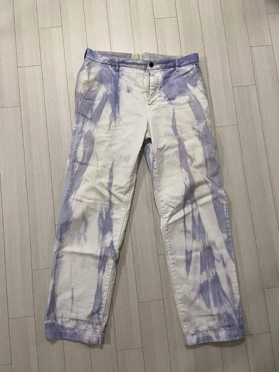 Aris Washed Denim 32