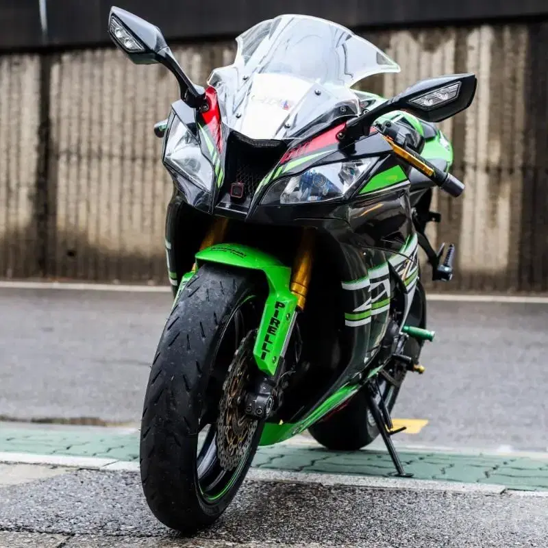 zx10r 가와사끼 2015년식 판매합니다