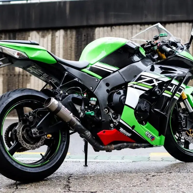 zx10r 가와사끼 2015년식 판매합니다