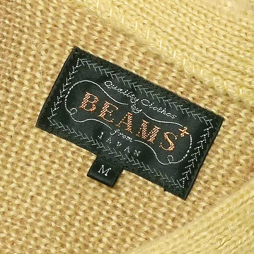 빔즈 플러스 [Beams +] 모헤어 스트라이프 브이넥 니트