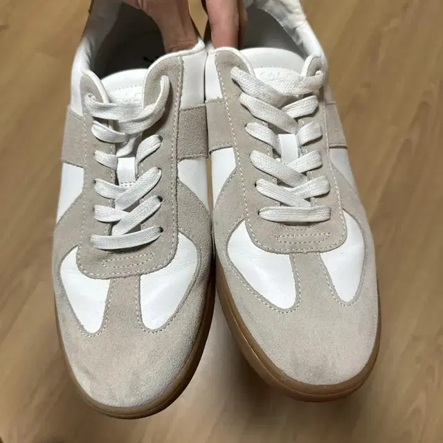 독일군 스니커즈 번즈 BURNS SR08159 WHITE/GUM