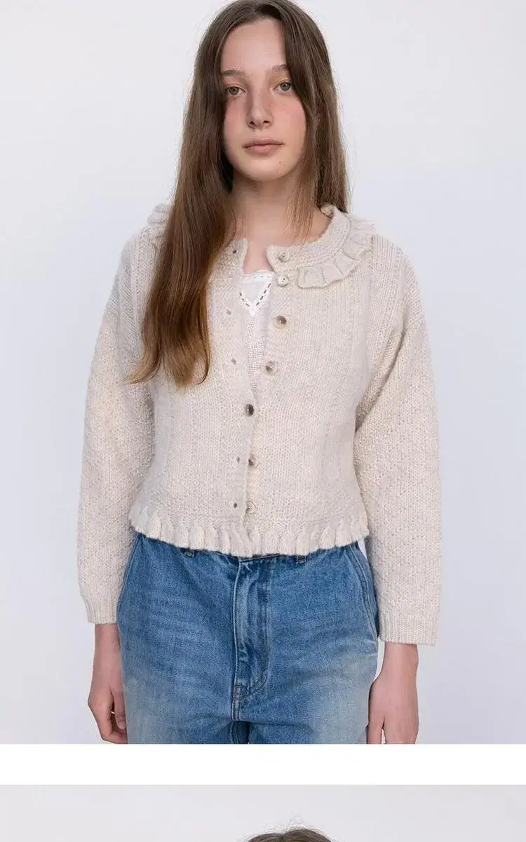 비아플레인 Via Sandy frill knit cardigan