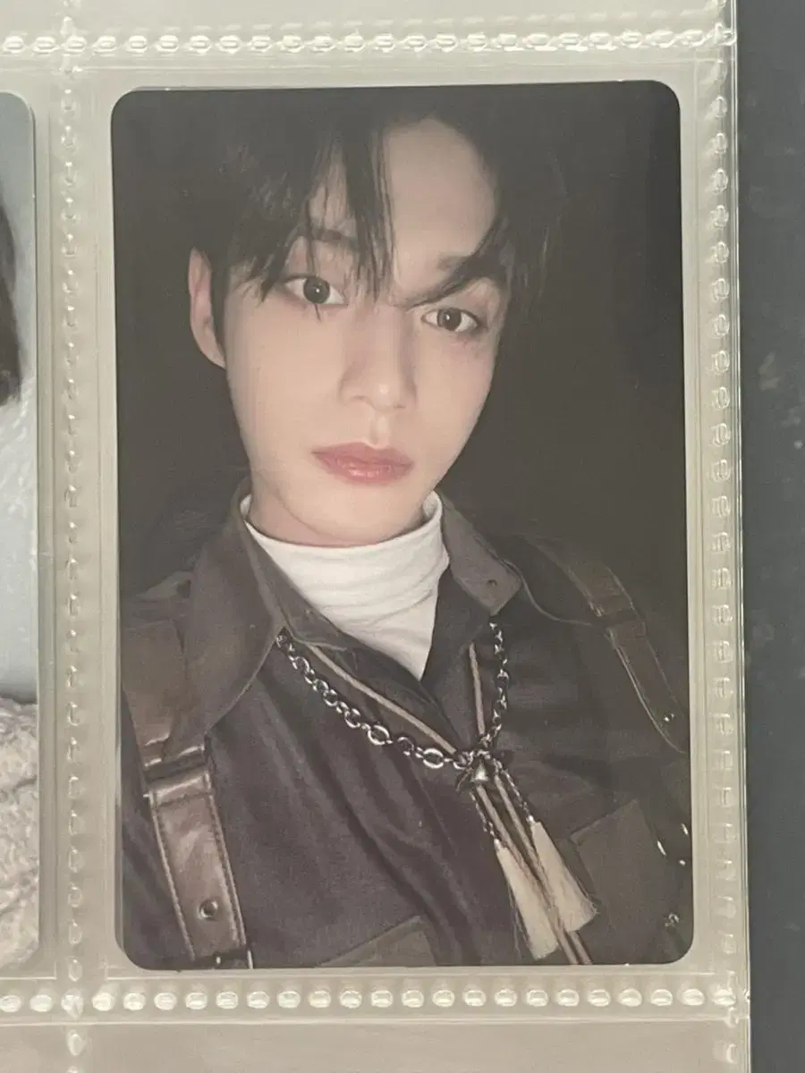 Kim Jiwoong digipack photocard