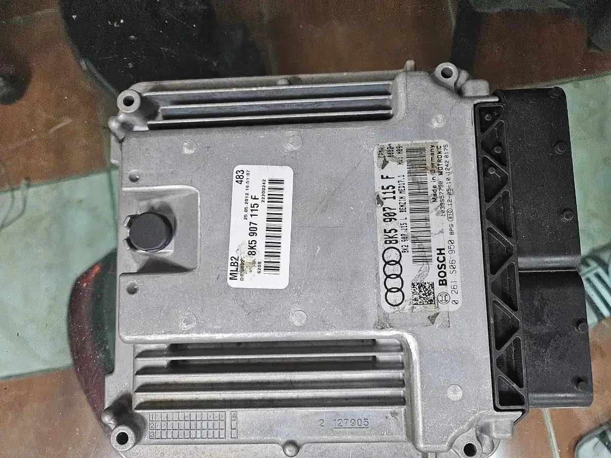 2012년 아우디 A4 2.0 ECU 8K0 907 115 F