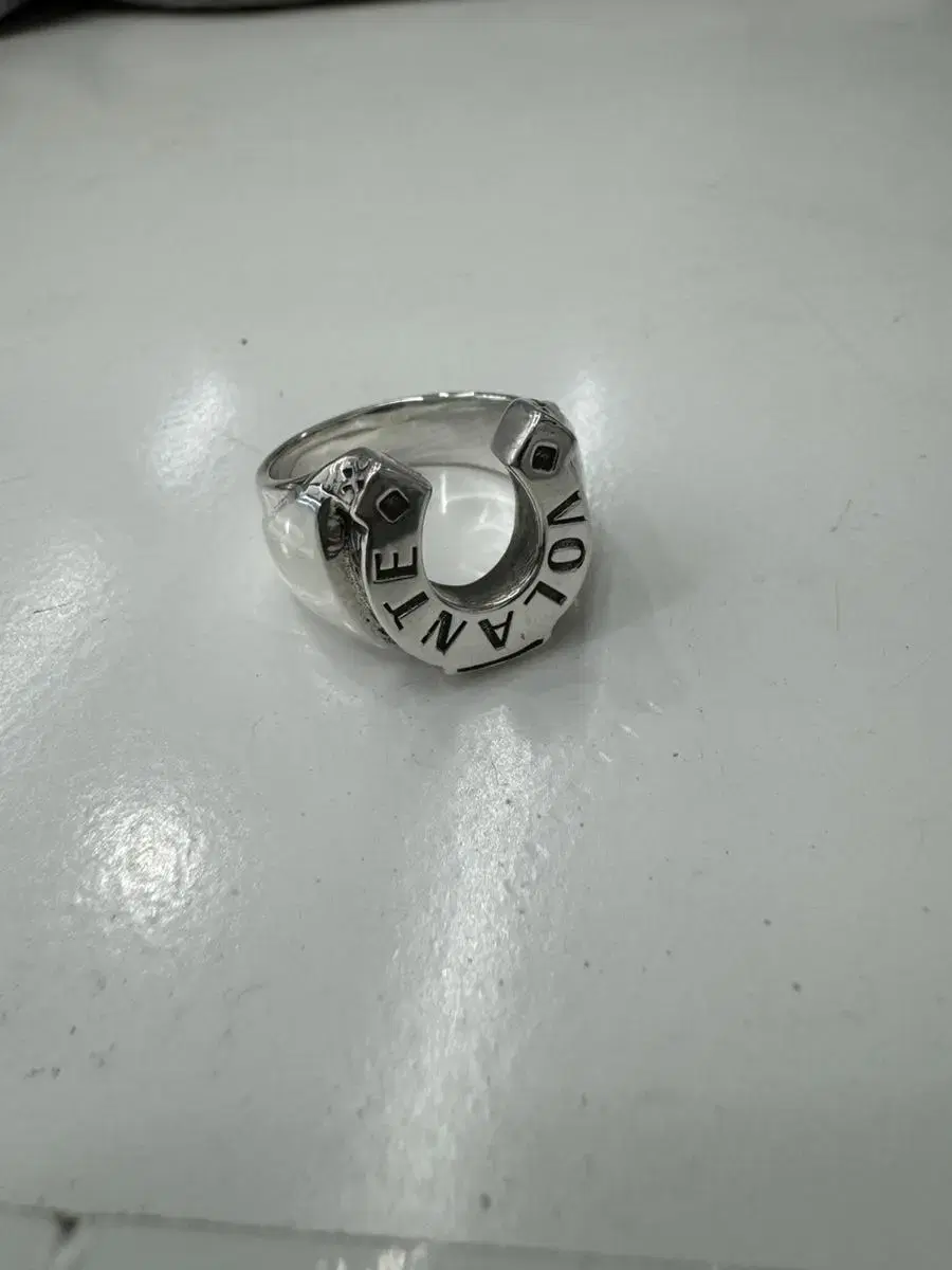 스팅925 x 볼란테 Horse Shoes Ring