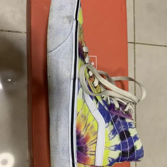 반스(VANS) SK8 하이 250