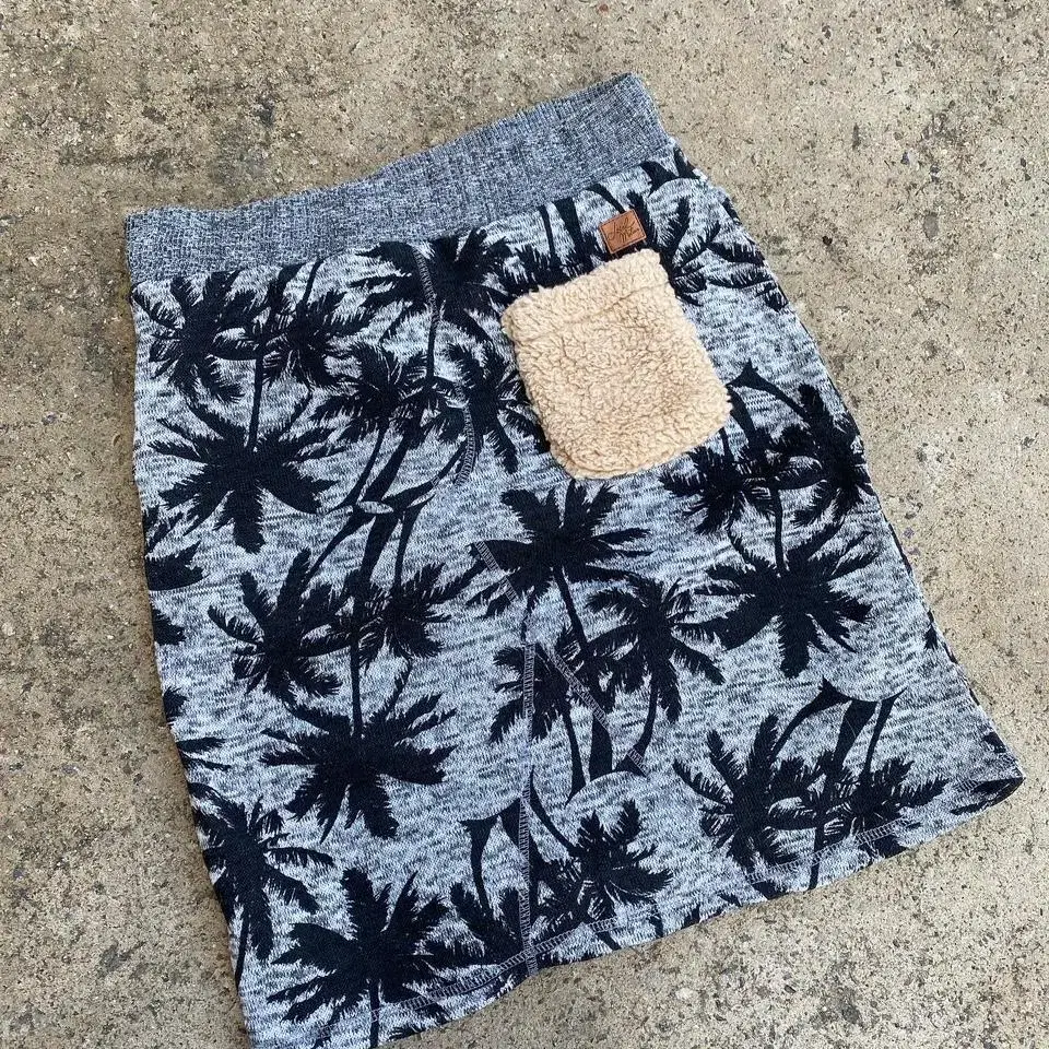 Local Motion Hawaii skirt