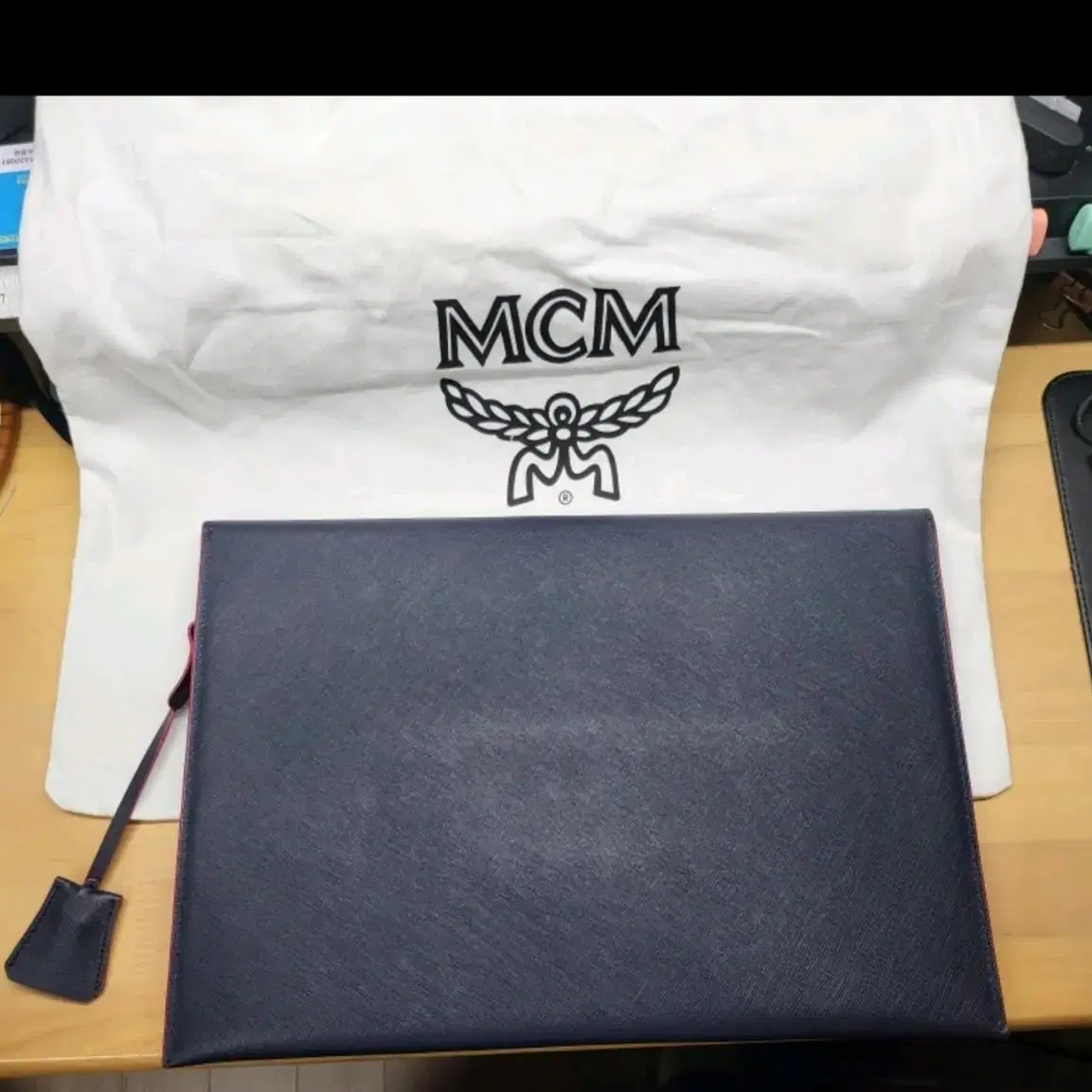 MCM X 크랙앤칼 콜라보 한정판