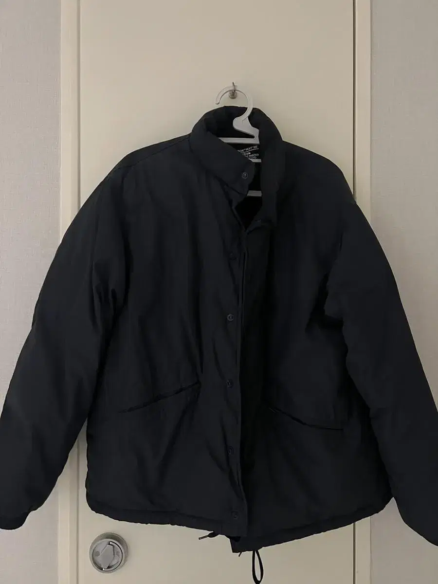 Espionage down jacket reversible medium 1 wear