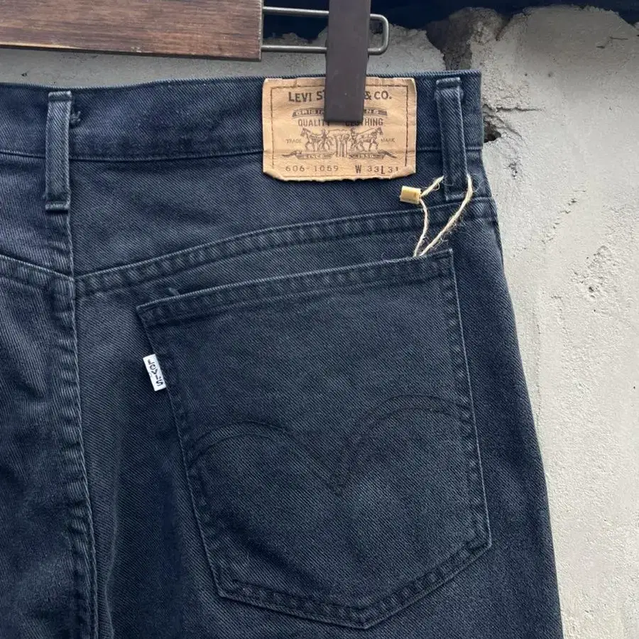 80s 606-1059 Vintage Levis(33)