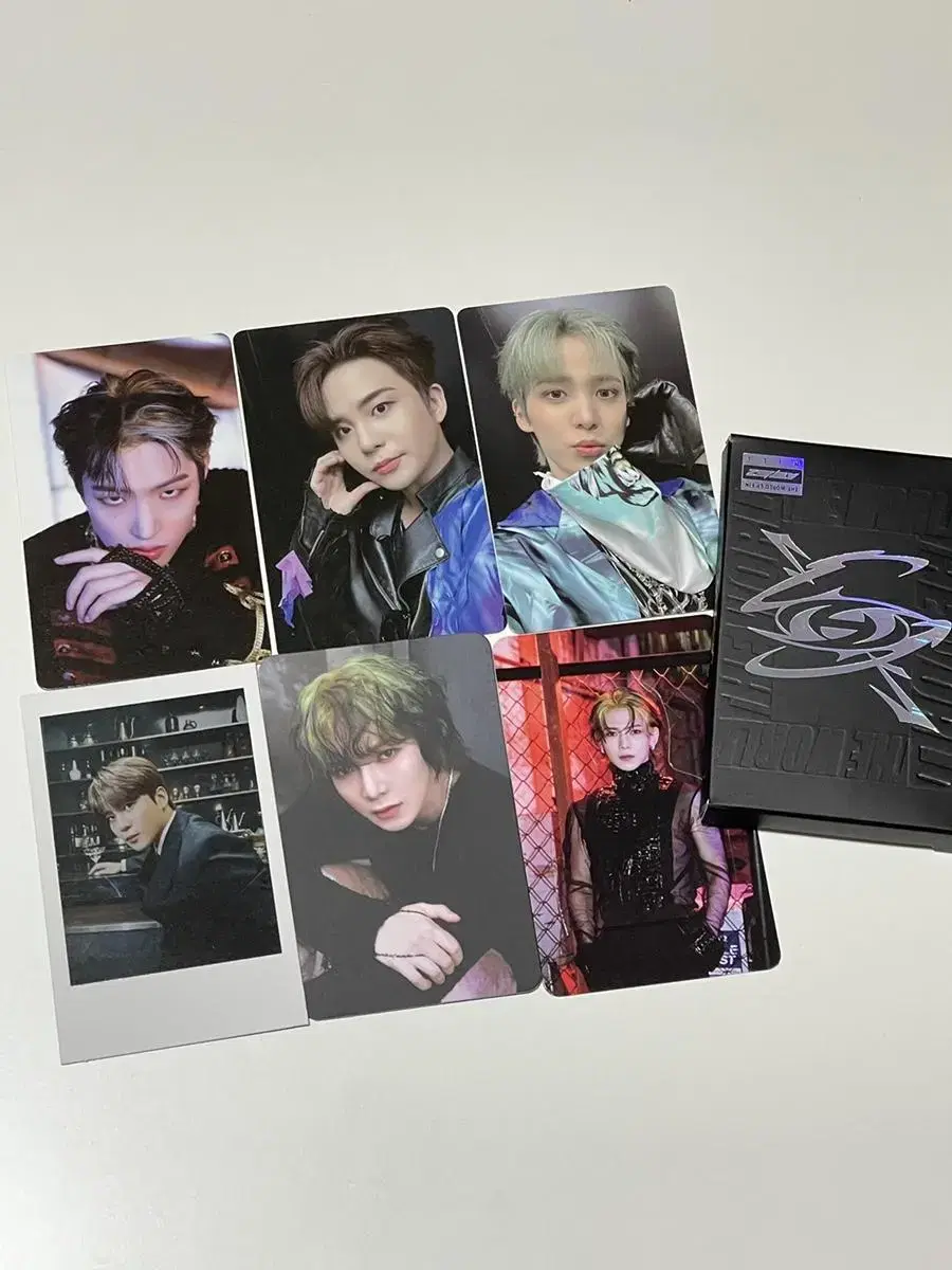 ateez crazyform platform unsealed album (stickers not included)