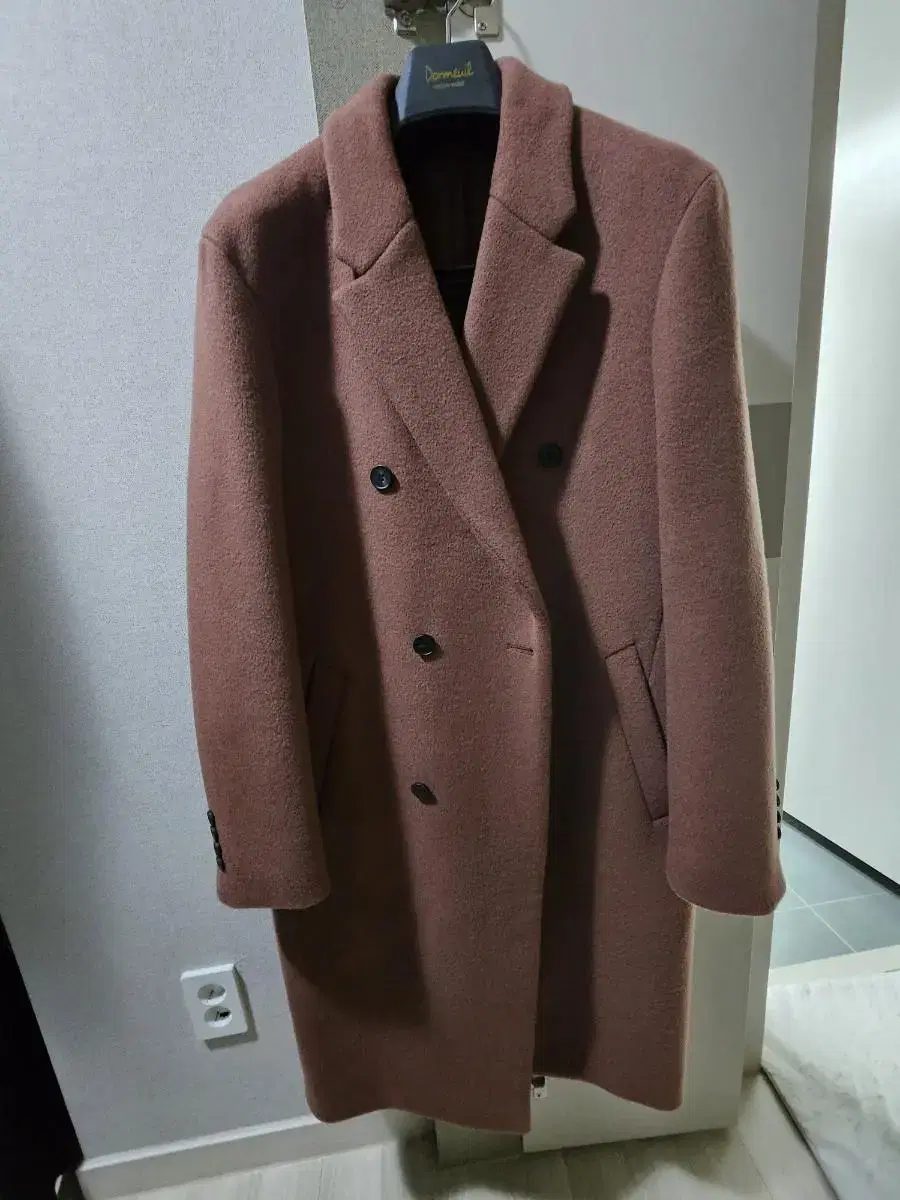 TNGT cashmere coat new in box, size 100