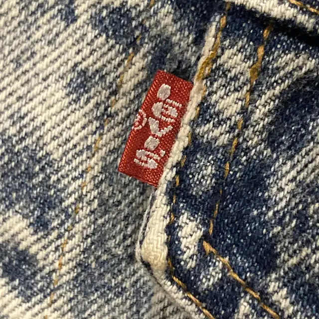 LEVI'S 리바이스 빈티지 데미지 데님 디테일 베스트 연청 (XL)