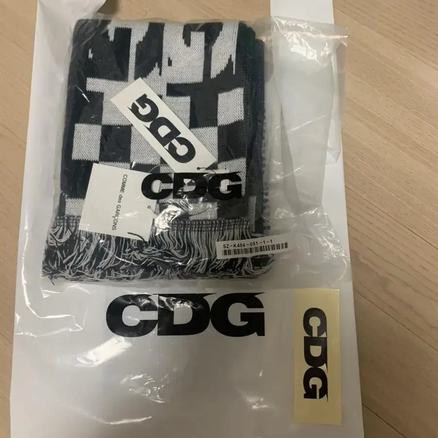 cdg 머플러 블랙 새상품