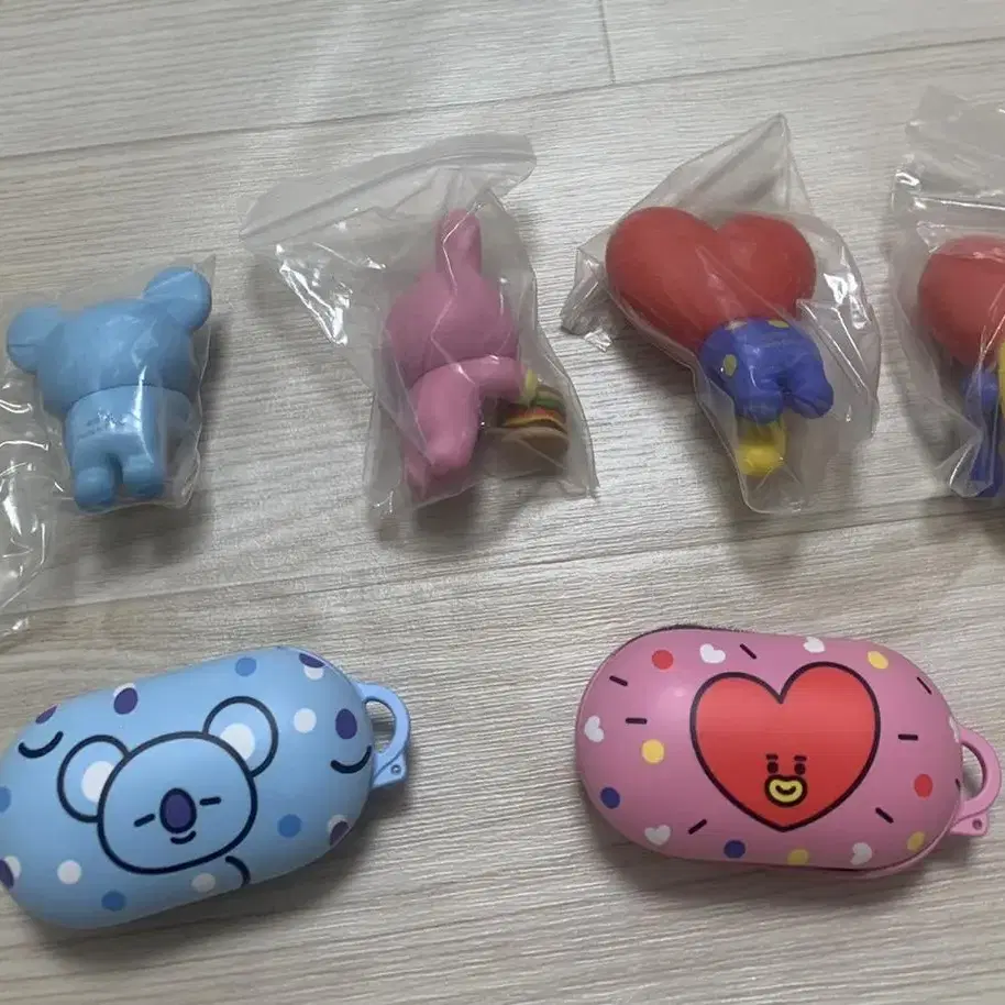 방탄소년단 BTS BT21 키링 피규어 버즈 케이스