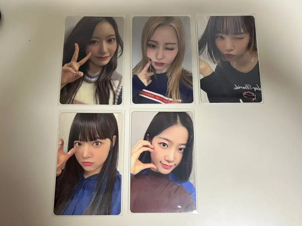 Le Sserafim Welcome Gift Photocard