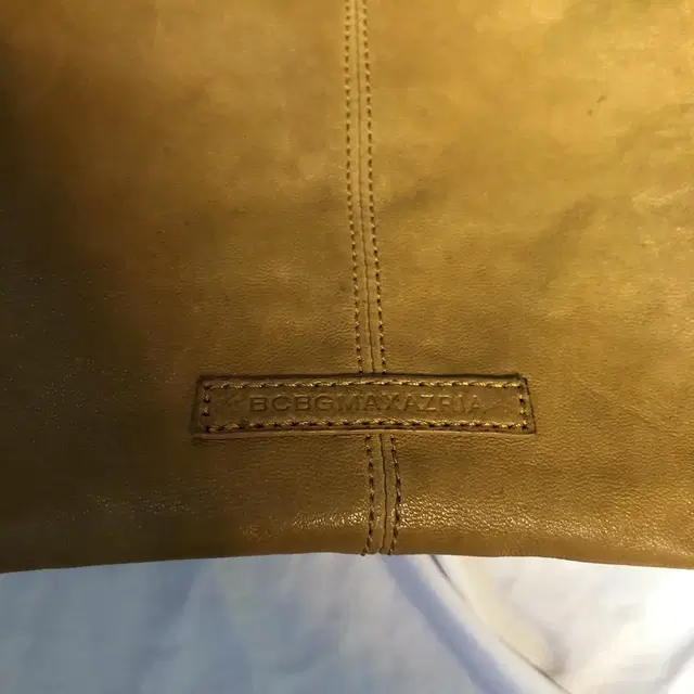 Vintage BCBGMAXAZRIA camel bag