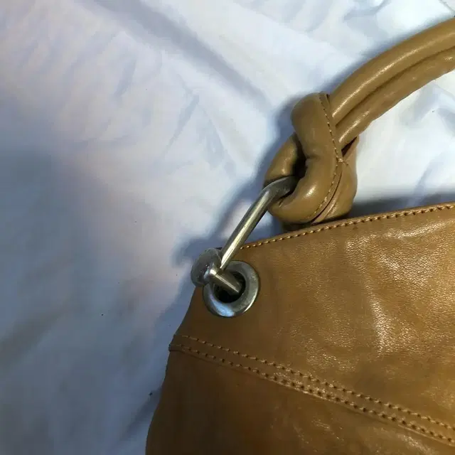 Vintage BCBGMAXAZRIA camel bag