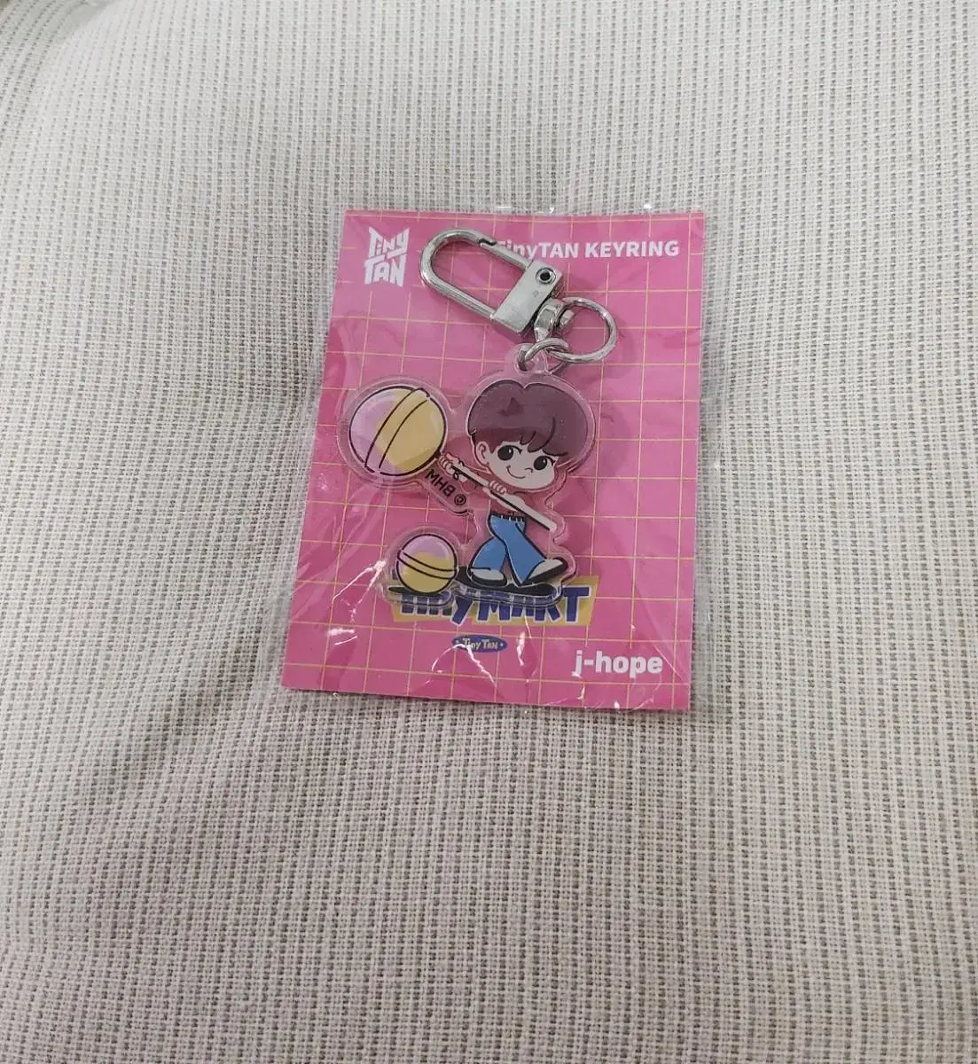 bangtan2 j-hope titan acrylic keyring wts