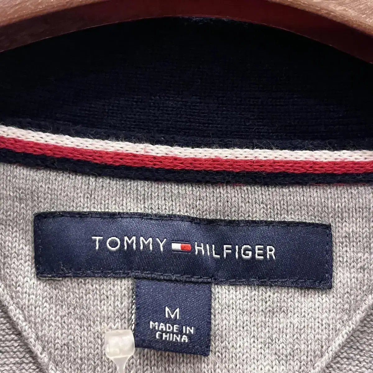 Tommy Hilfiger 타미힐피거 브이넥 니트