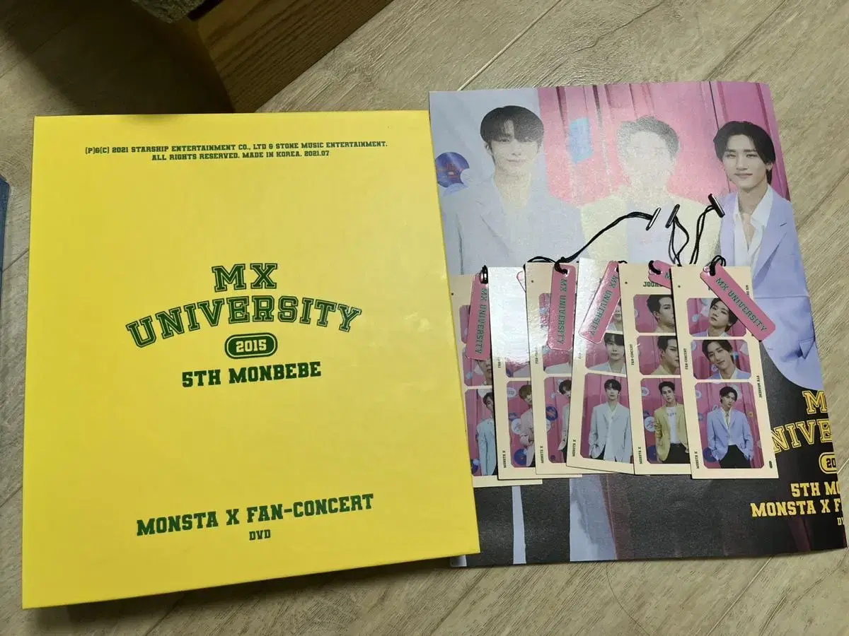 Monsta X 5th Fan Con DVD