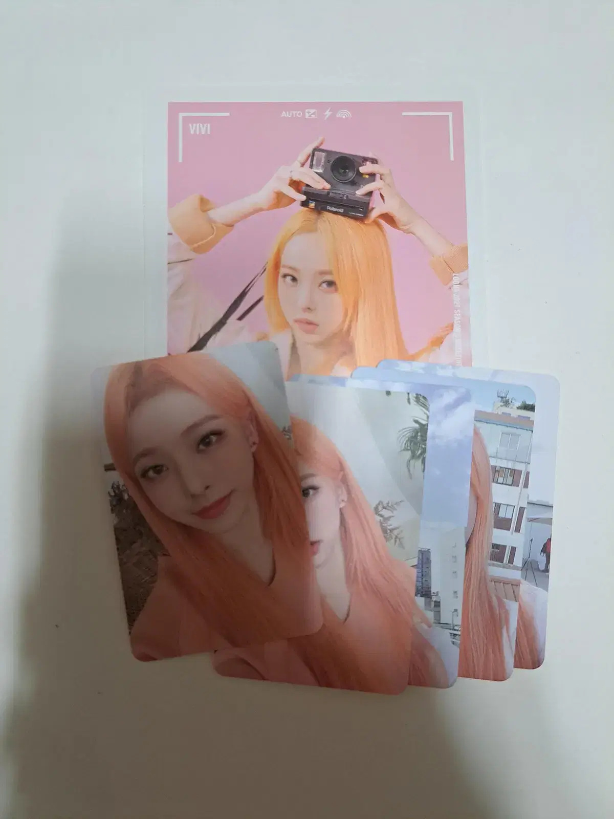 Girl of the Month (LOONA) season's greetings Photocards & Pre-order Benefits - 2021 to 2023