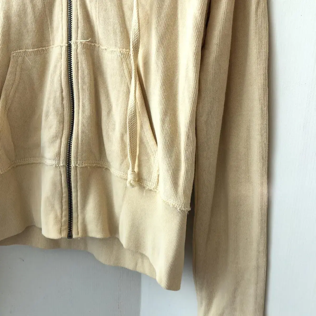 Vintage Levi's yellow hood zip up