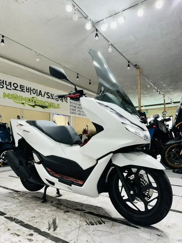 ( 혼다 ) PCX 125 ABS 22년식 신차급 부산울산대구창원거제서울