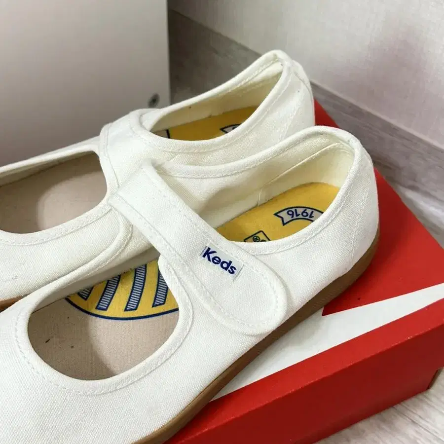 KEDS 케즈 메리제인 240