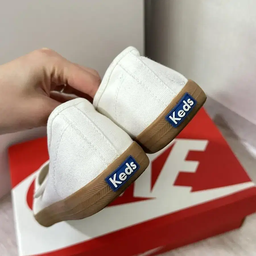 KEDS 케즈 메리제인 240