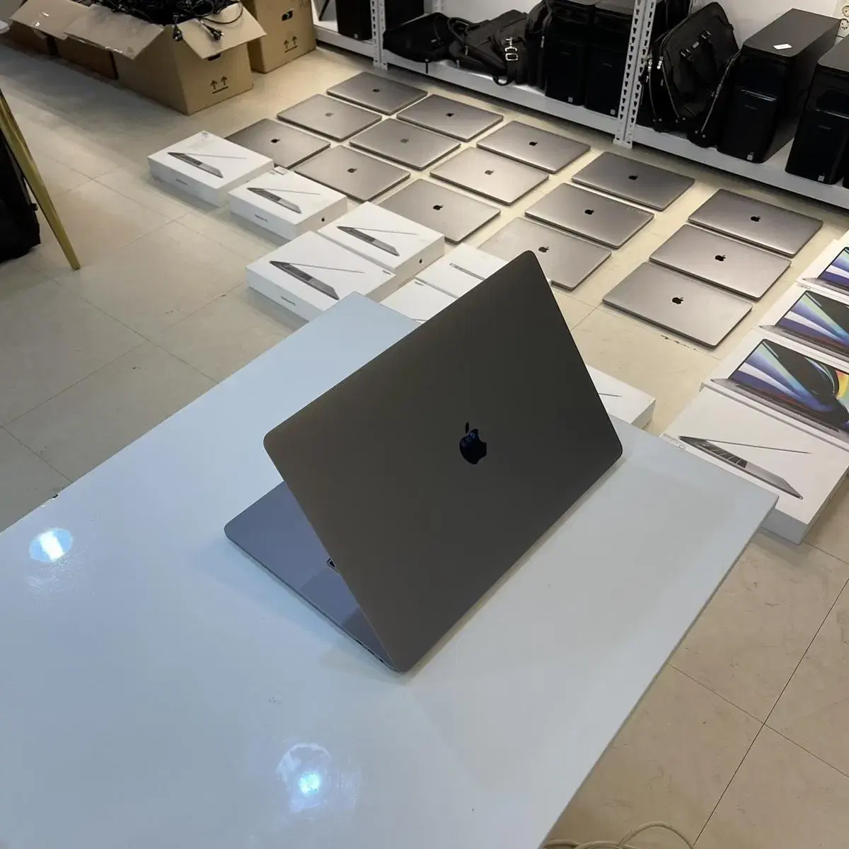 맥북프로 16인치 i7/512GB 노트북macbookpro