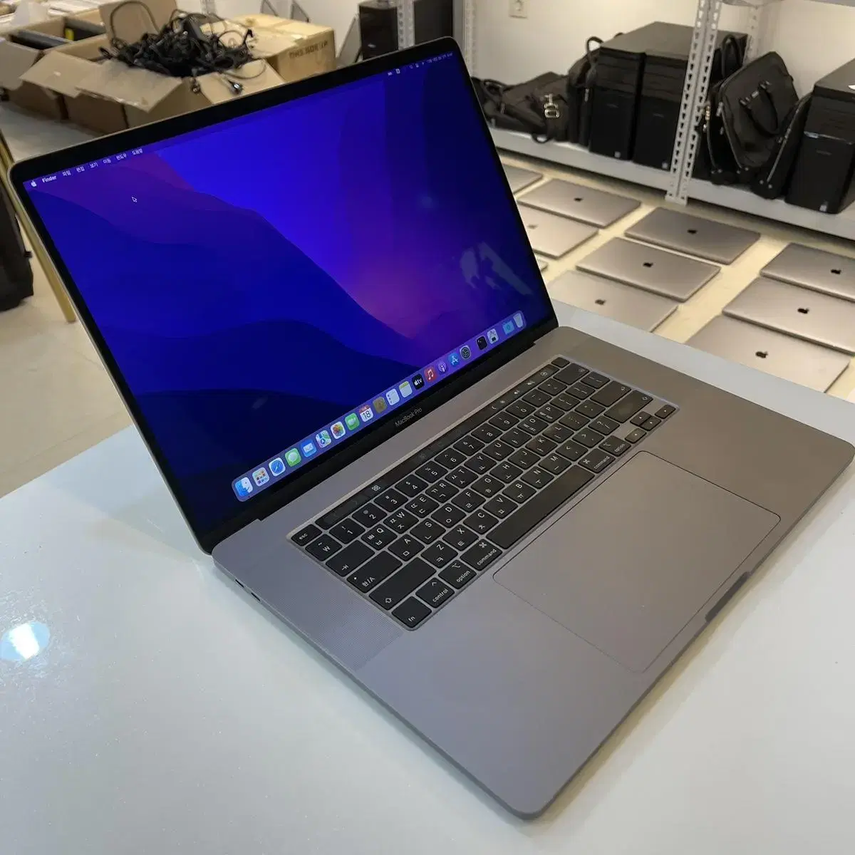 맥북프로 16인치 i7/512GB 노트북macbookpro