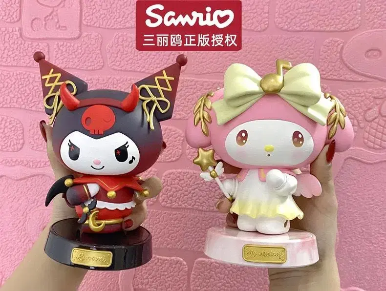 Sanrio Kuromi My Melody Family Girls Series Figures