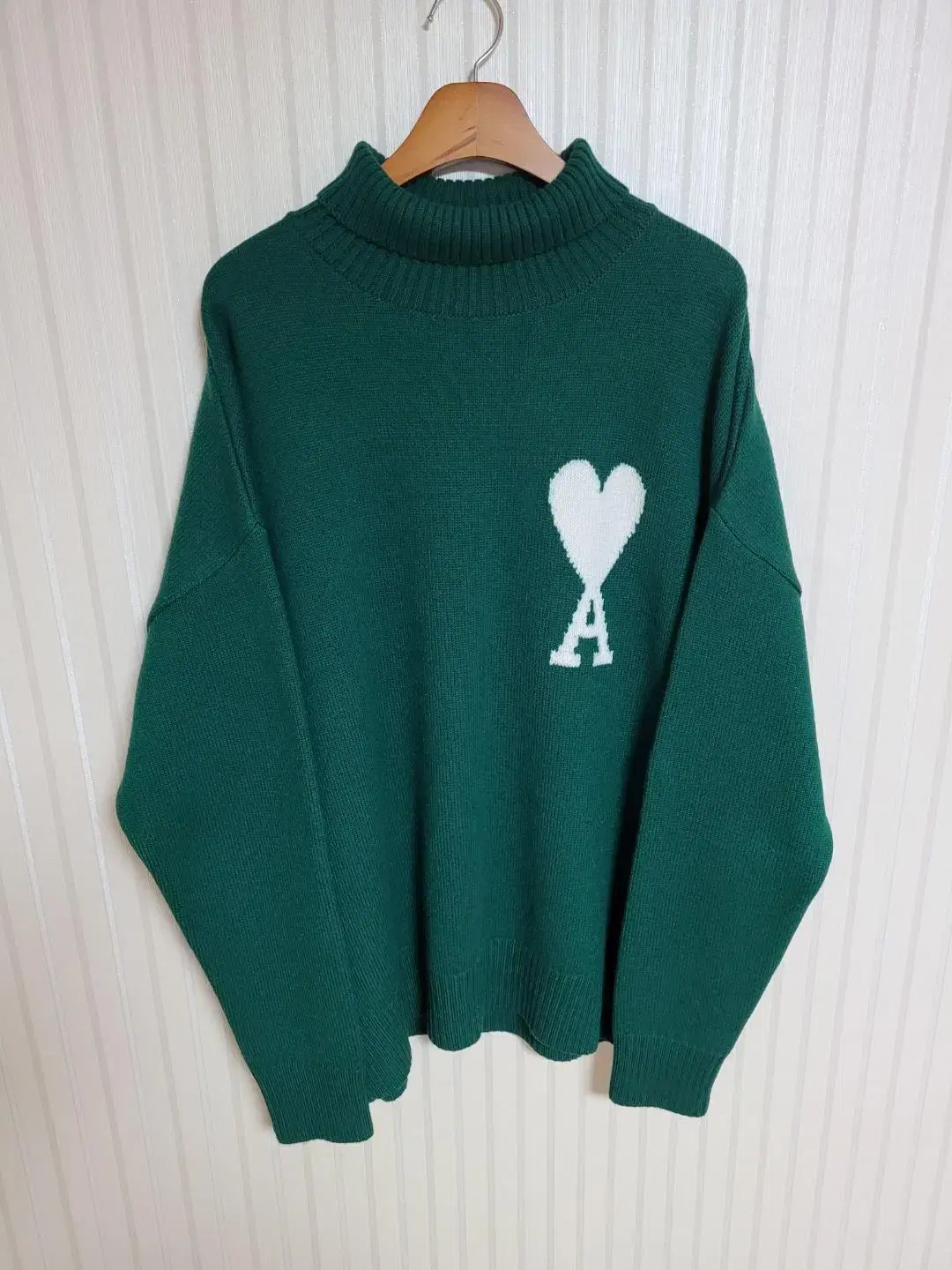 Army Green Big Heart Embroidered Turtleneck Wool Knit L H21K213 018