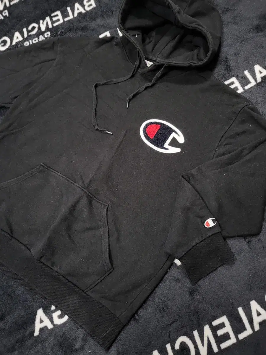 XL) Champion ECO Front Chest Logo Black Hoodie