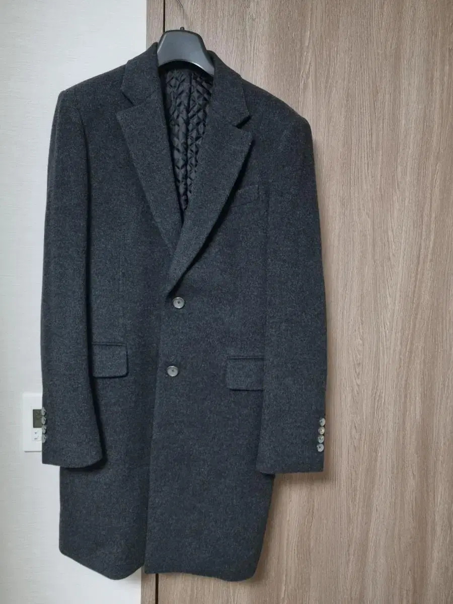 Kinloch wool-cashmere blend coat size 100