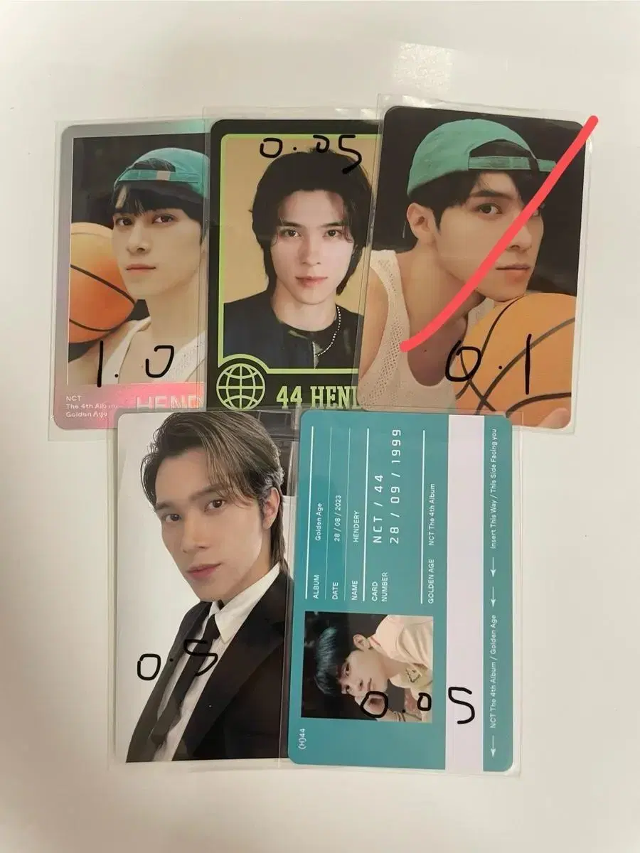 Hendery Photocard