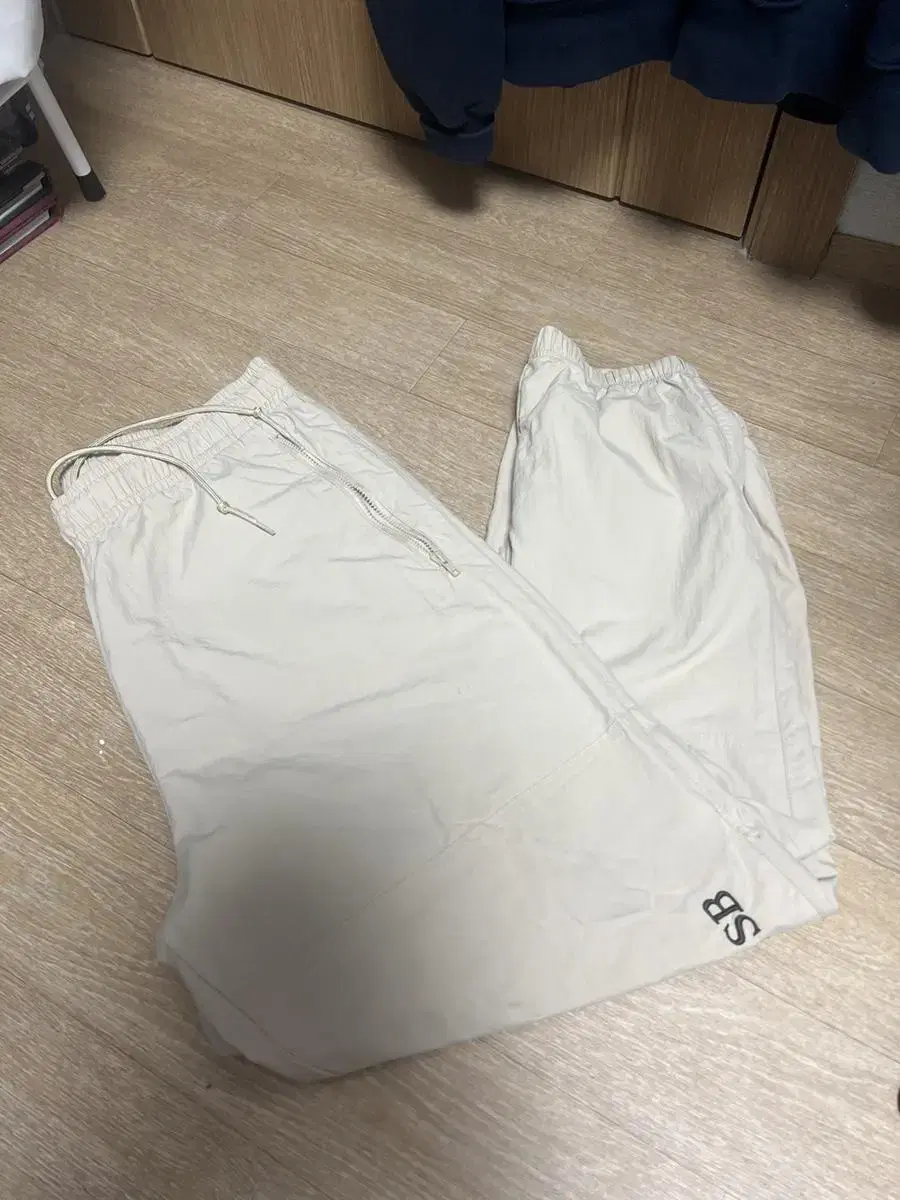 Nike Windbreaker Jogger Pants