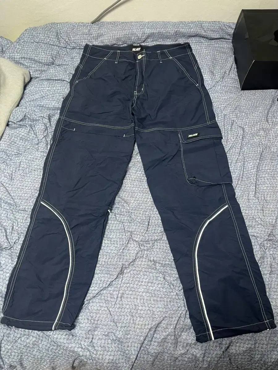 [32] Pallas Pea Cuffed Pants