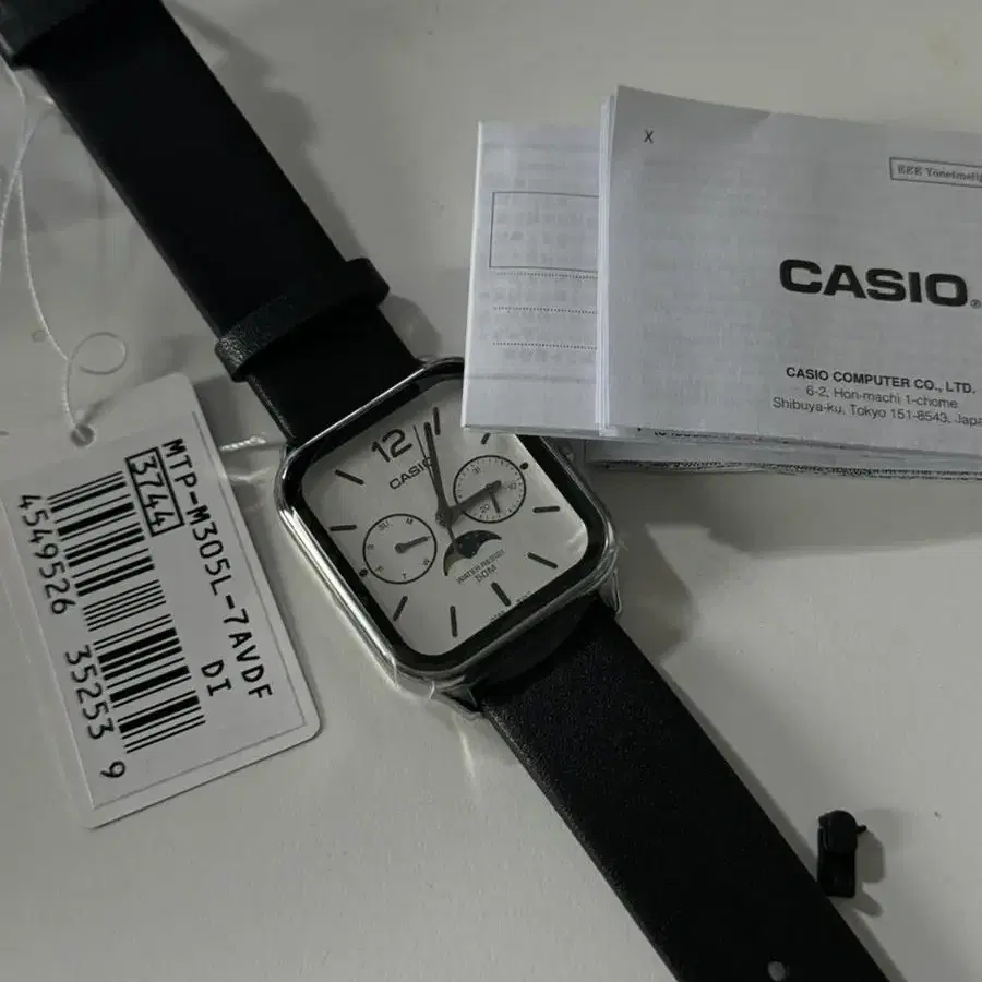 카시오 문페이즈 레더 손목시계 CASIO MTP-305L-7AV