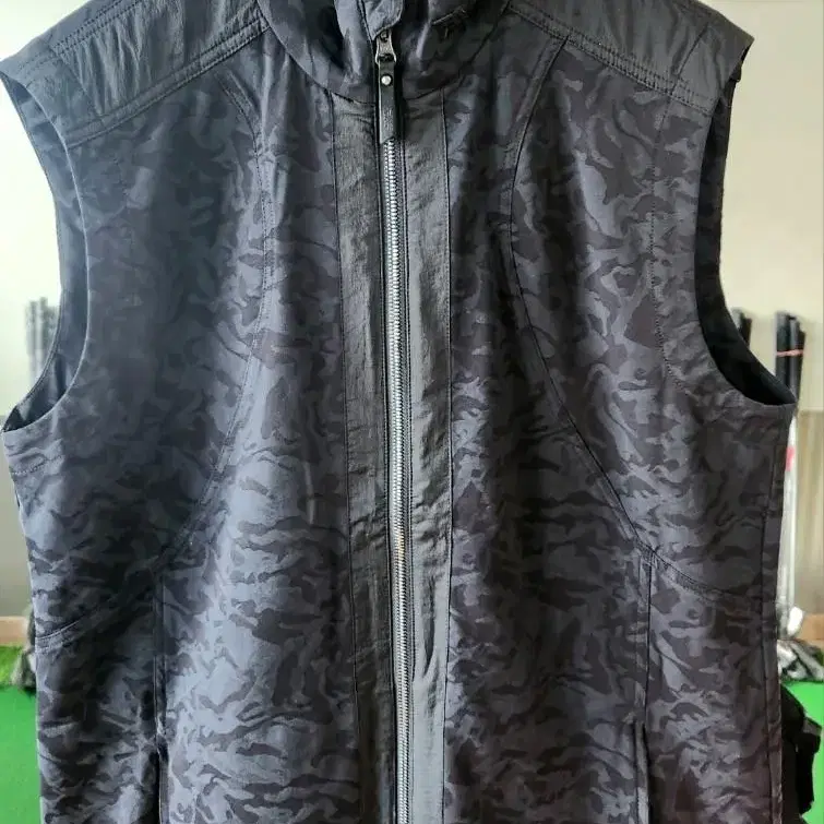 PXG  다크니스 high collar vest (S, XL)