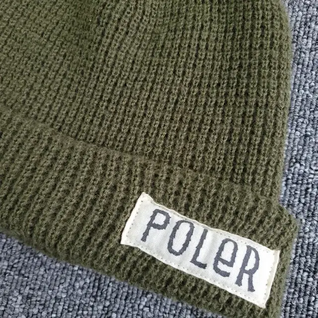 POLER Beanie Khaki