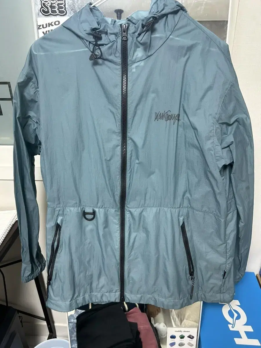 Warlitzen Windbreaker