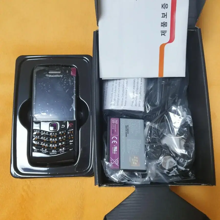 BlackBerry 9100 블랙베리  9100 신품풀박